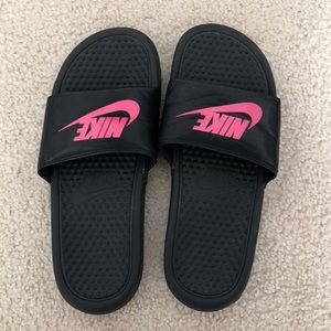 Nike slides